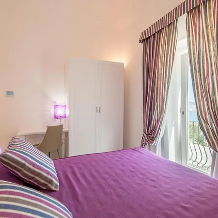 Tesoro Guest house *